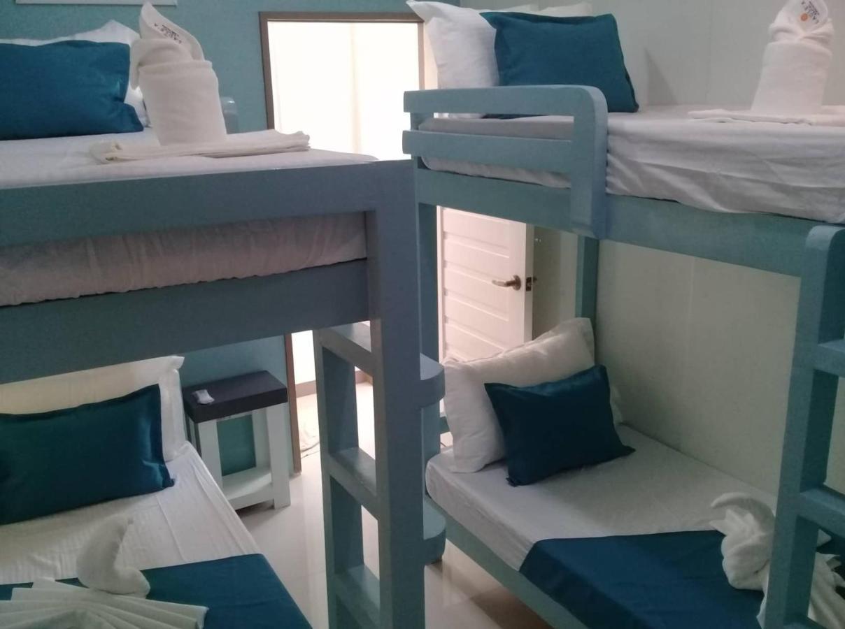 Laule'A Hostel El Nido Bagian luar foto