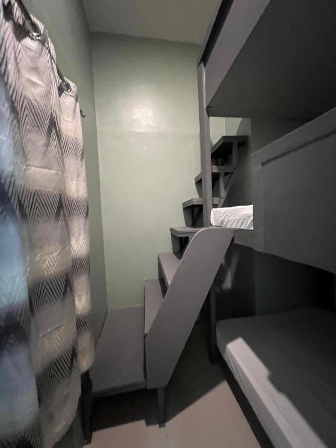 Laule'A Hostel El Nido Bagian luar foto